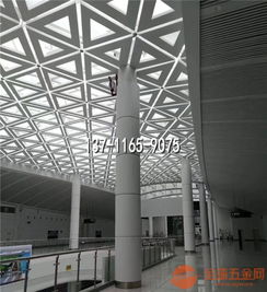 大理港式鋁窗花幕墻行業領先 型材鋁窗花規格