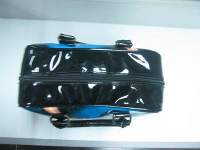 【專業(yè)開發(fā)生產(chǎn)旅行袋,戶外包及各類手袋,箱包產(chǎn)品。】價(jià)格,廠家,圖片,牛津布袋,東莞市企石華駿手袋加工廠-