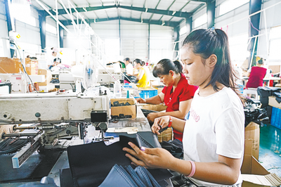 車間進(jìn)村 群眾增收