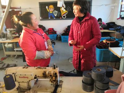 頭條 | 周麗寧深入平?jīng)鰬c陽(yáng)兩市調(diào)研指導(dǎo)婦聯(lián)工作